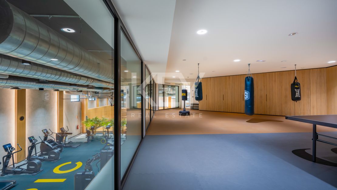 Luxurious ground-floor apartment in Epic Marbella by Fendi, Marbella Golden Mile