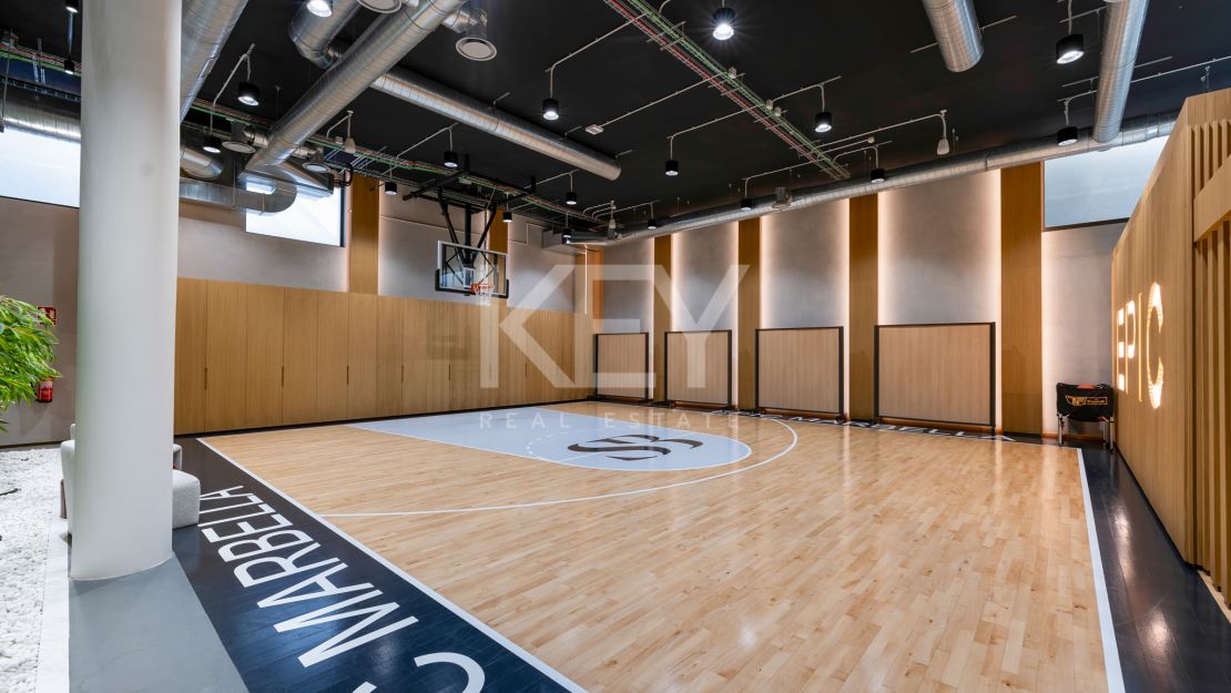 Luxurious ground-floor apartment in Epic Marbella by Fendi, Marbella Golden Mile