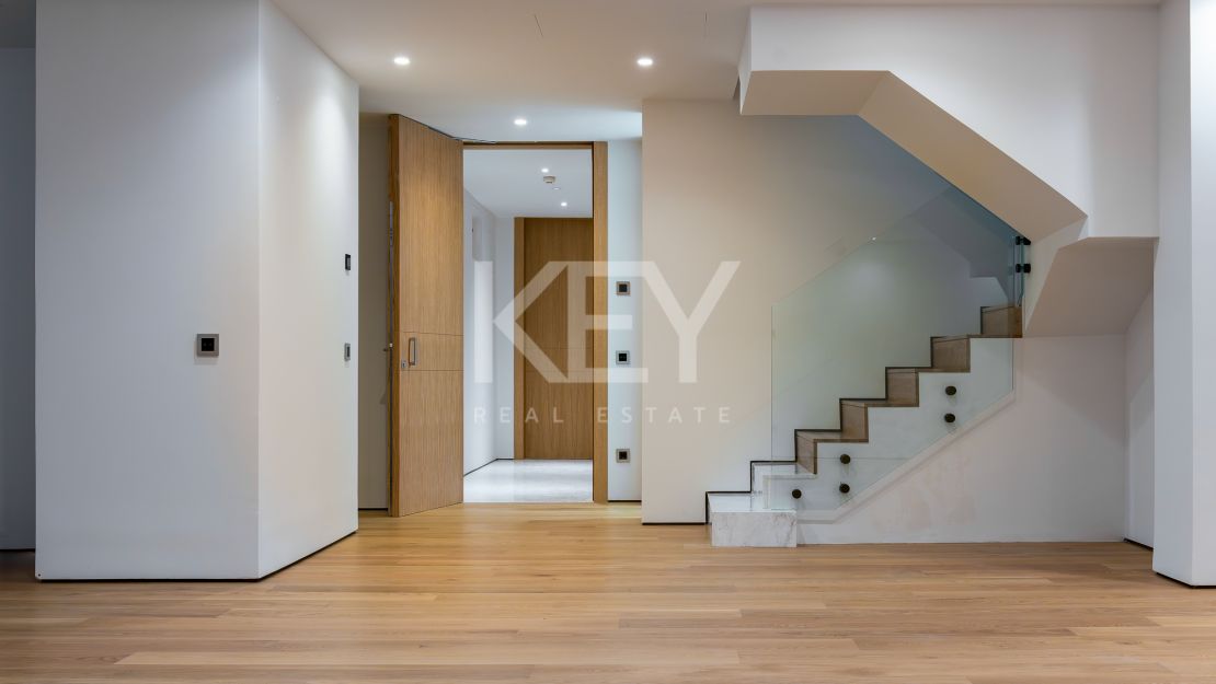 Luxurious ground-floor apartment in Epic Marbella by Fendi, Marbella Golden Mile