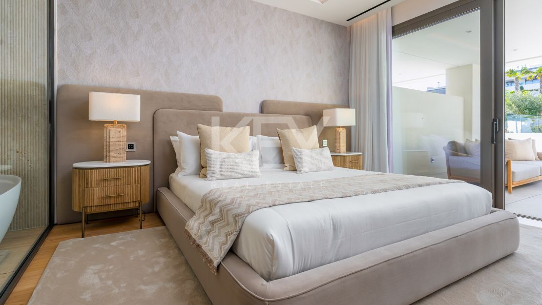 Luxurious ground-floor apartment in Epic Marbella by Fendi, Marbella Golden Mile