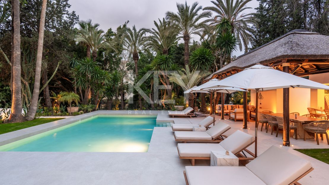 Роскошная вилла с современным изяществом и традиционным шармом в Лас-Брисас, Нуэва Андалусия