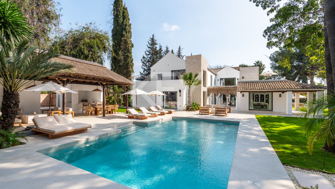 Роскошная вилла с современным изяществом и традиционным шармом в Лас-Брисас, Нуэва Андалусия