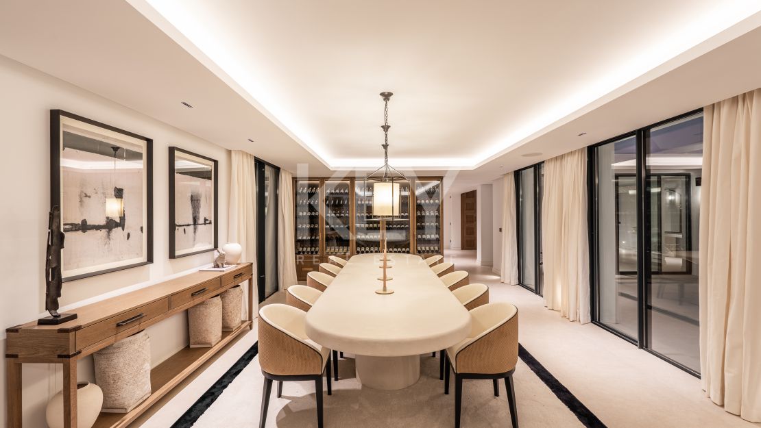 Роскошная вилла с современным изяществом и традиционным шармом в Лас-Брисас, Нуэва Андалусия