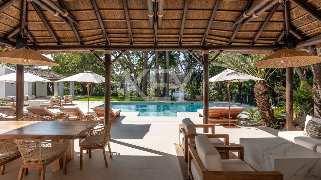 Роскошная вилла с современным изяществом и традиционным шармом в Лас-Брисас, Нуэва Андалусия