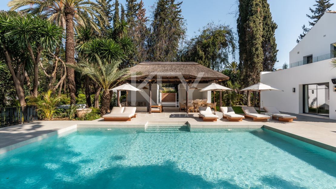 Роскошная вилла с современным изяществом и традиционным шармом в Лас-Брисас, Нуэва Андалусия