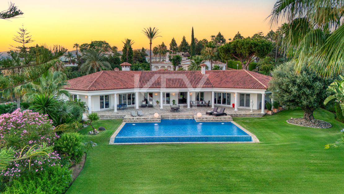 Elegant south-facing Villa in Hacienda Las Chapas, Marbella