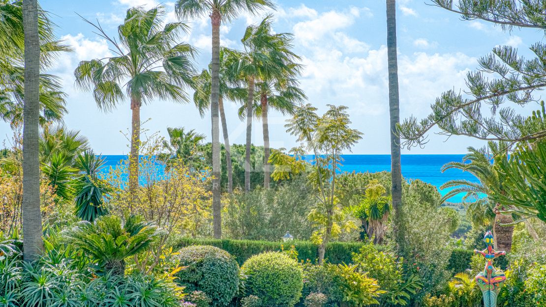 Элегантная вилла с южной ориентацией в Hacienda Las Chapas, Марбелья