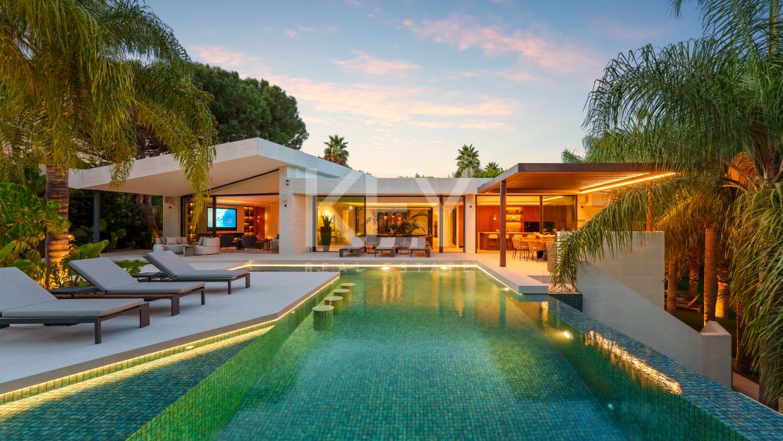 Newly renovated luxury Villa in Hacienda Las Chapas, Marbella East
