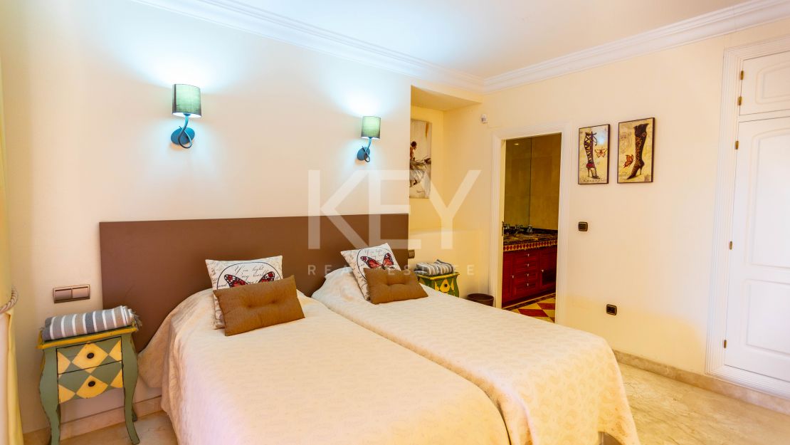 Elegant garden apartment in Sierra Blanca