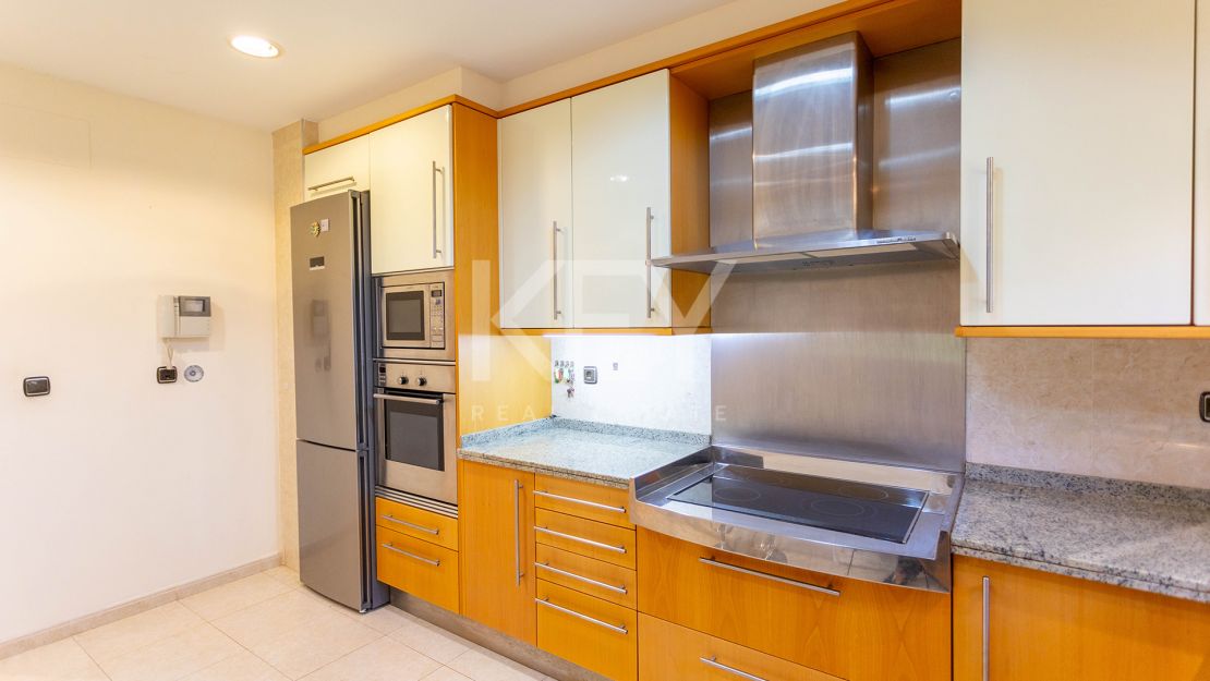 Elegant garden apartment in Sierra Blanca