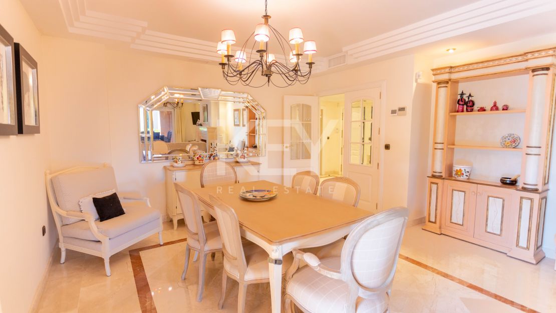 Elegant garden apartment in Sierra Blanca