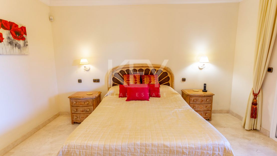 Elegant garden apartment in Sierra Blanca