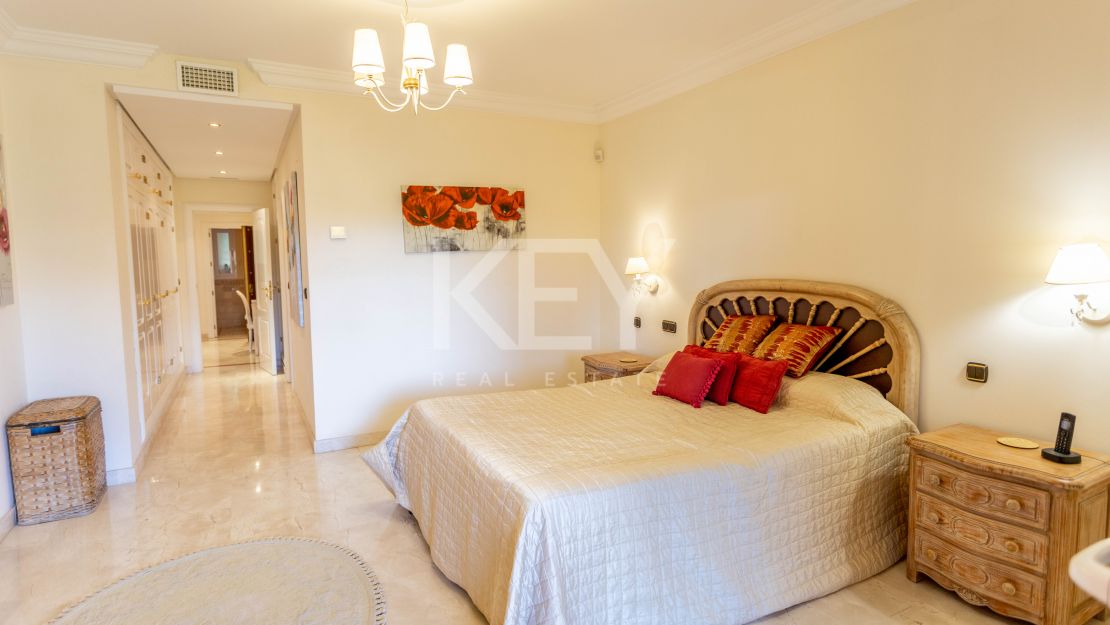 Elegant garden apartment in Sierra Blanca