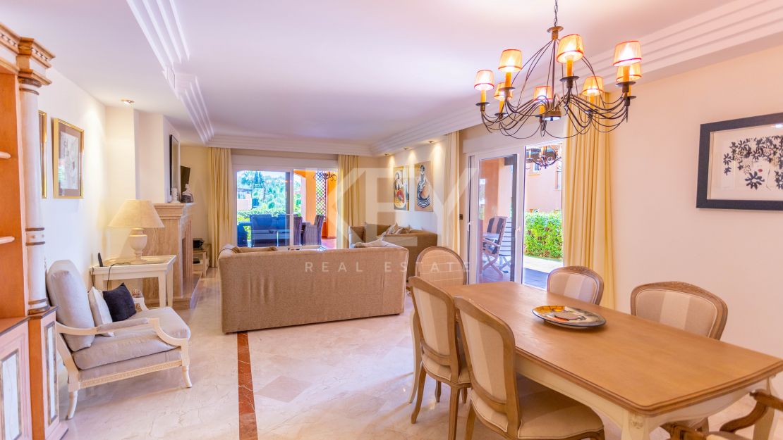 Elegant garden apartment in Sierra Blanca