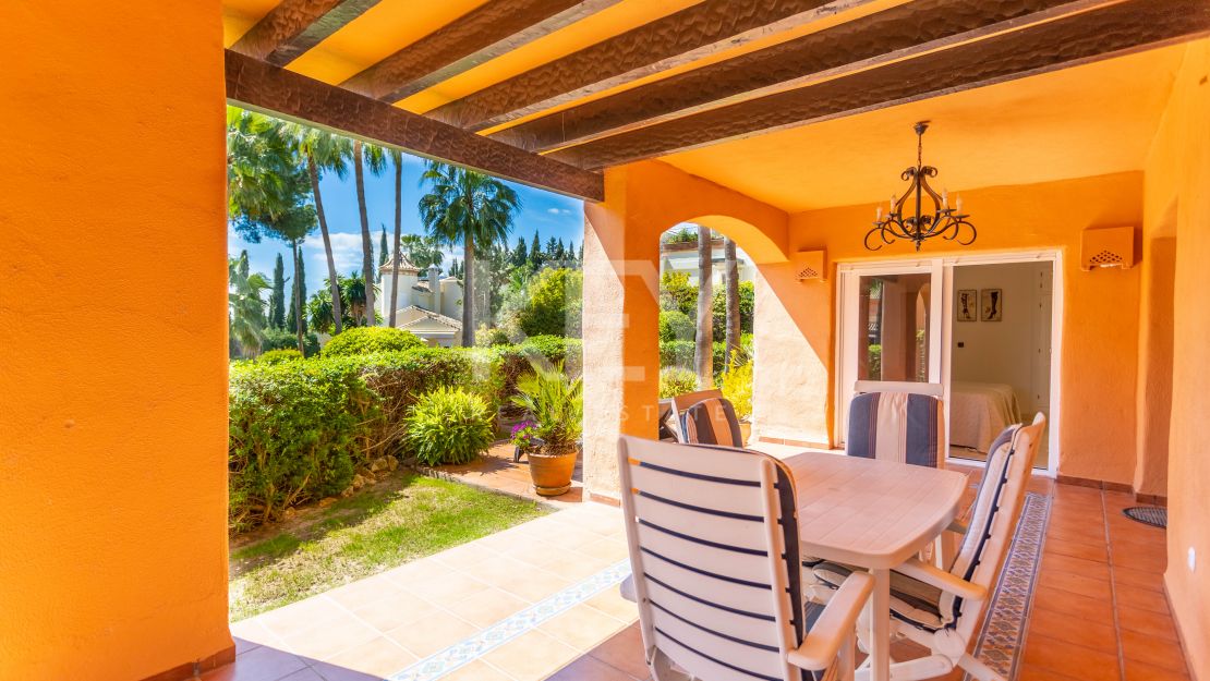 Elegant garden apartment in Sierra Blanca