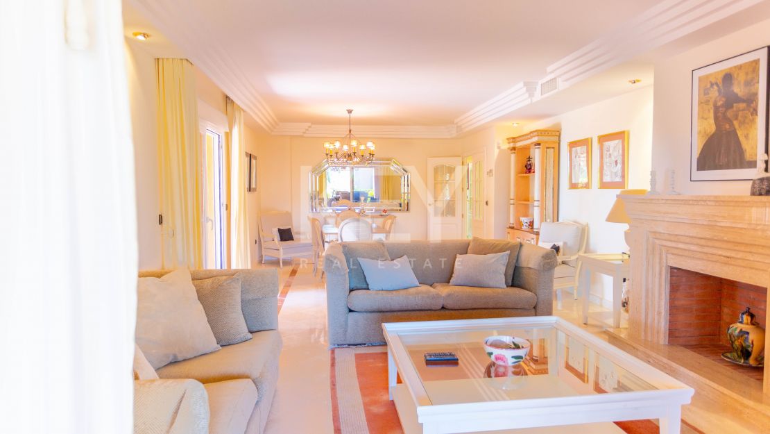 Elegant garden apartment in Sierra Blanca