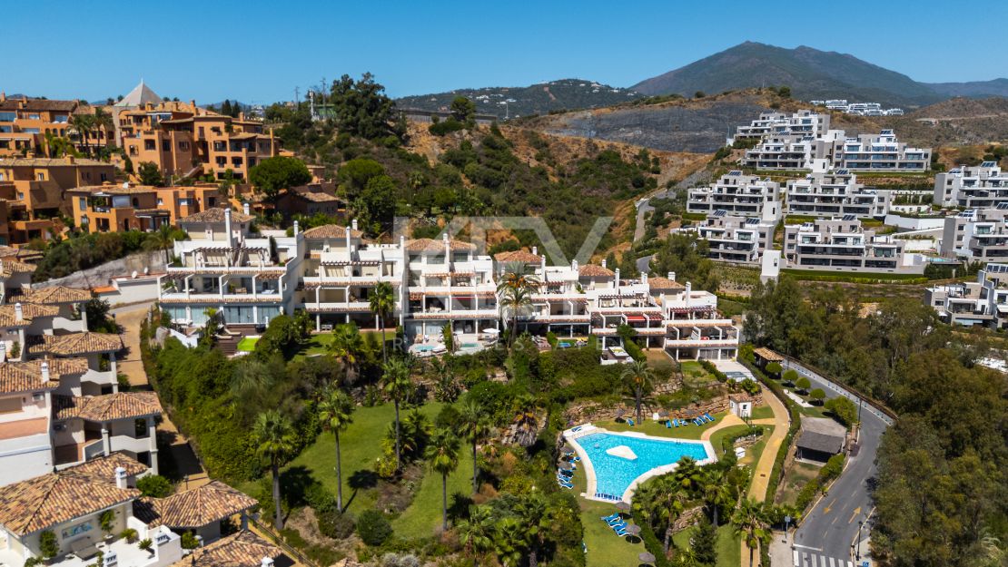 Стильные отремонтированные апартаменты с панорамным видом в Нуэва Андалусия