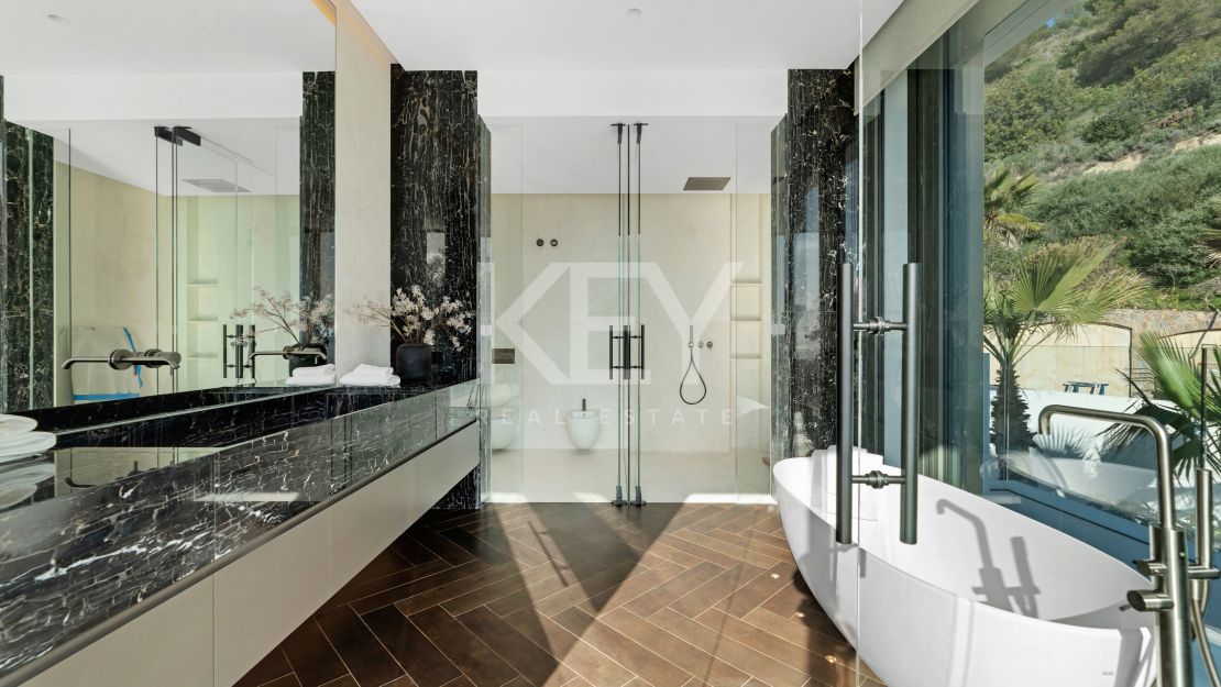 Villa contemporánea con vistas al mar en Cascada de Camoján