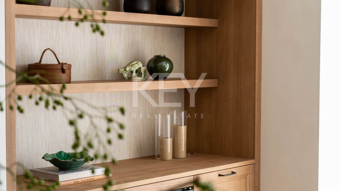 Элегантный дом у моря на Золотой Миле Марбельи