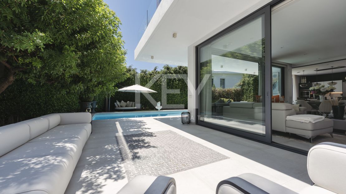 Современная вилла в Ла Арболеда, Эстепона Восток