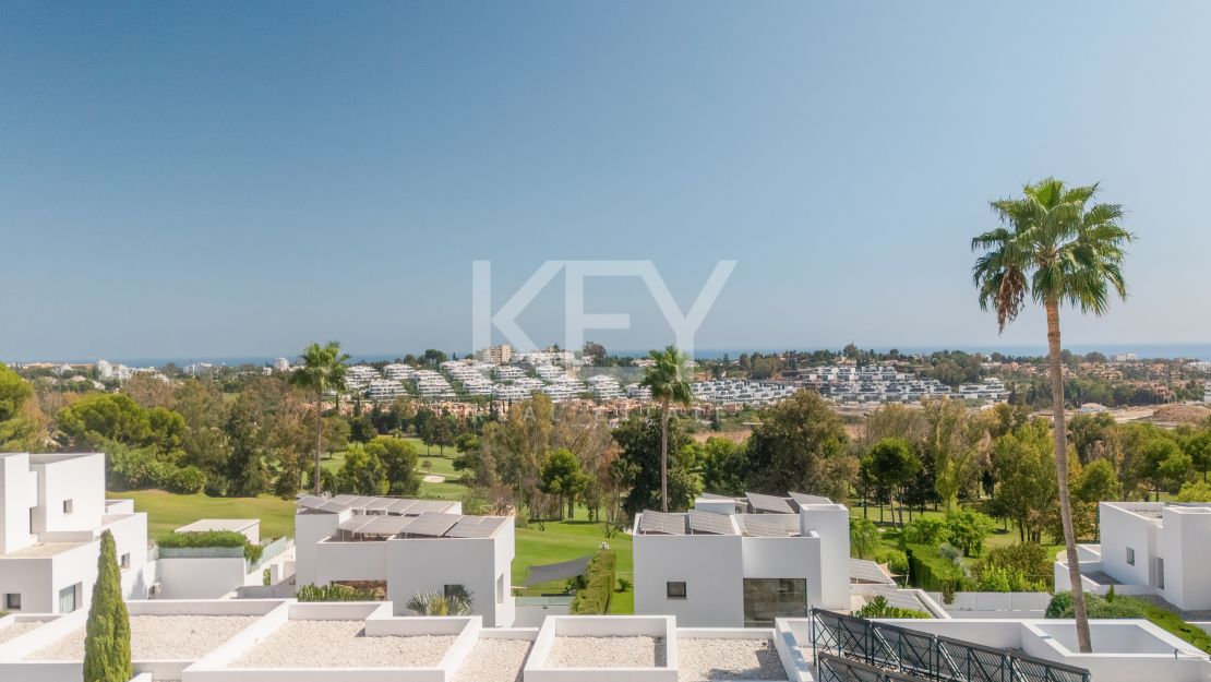 Modern villa with panoramic views in Benahavís