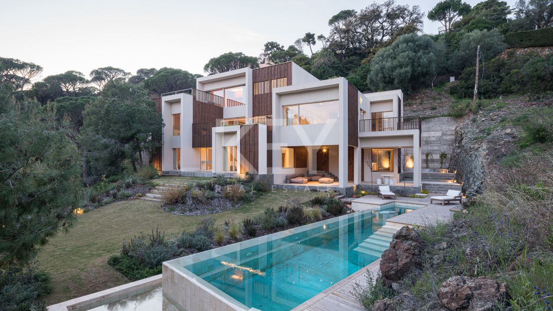 Экологичная роскошная вилла в Эль Мадроньяле, Бенахавис