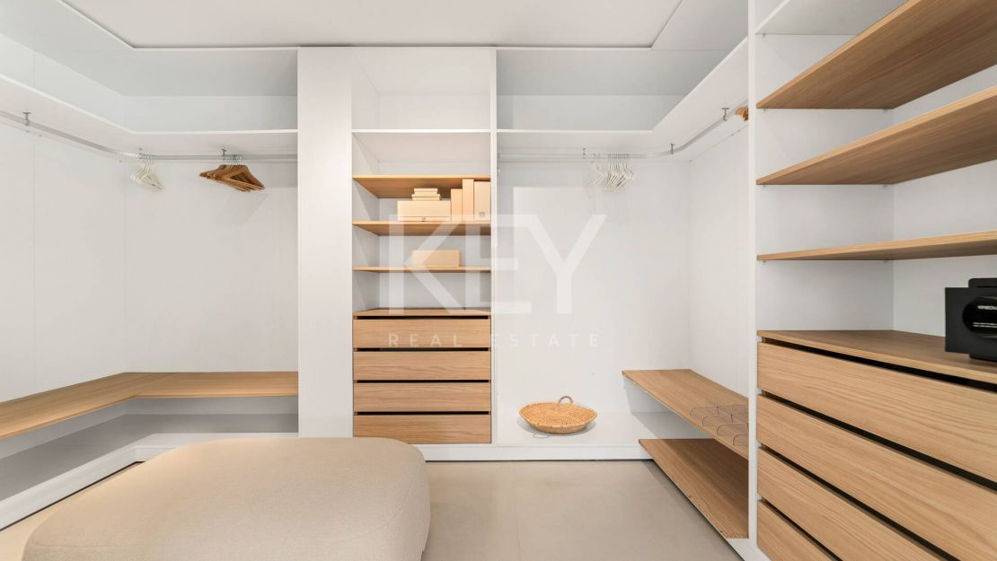 Частная современная вилла с видом на горы в Эль-Мадроньяле, Бенахавис