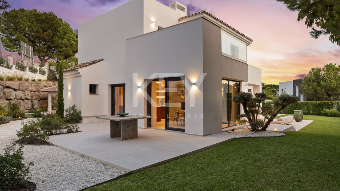 Стильная обновлённая вилла в Ла Алькерия, Бенахавис