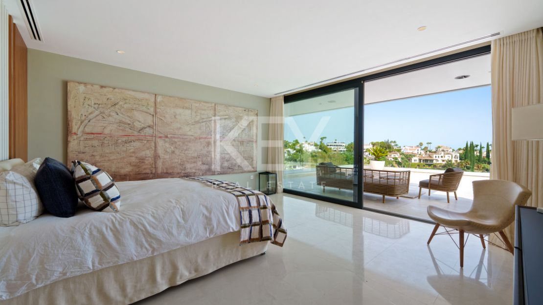 Современная вилла для гольфа в Nueva Andalucía