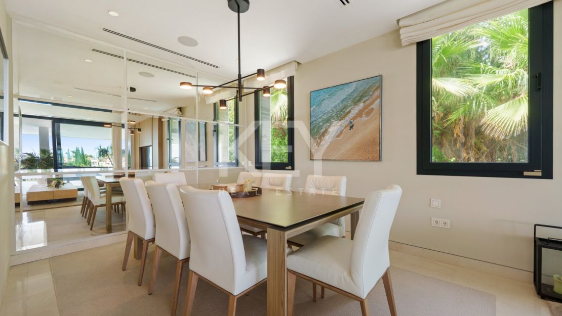 Современная вилла для гольфа в Nueva Andalucía