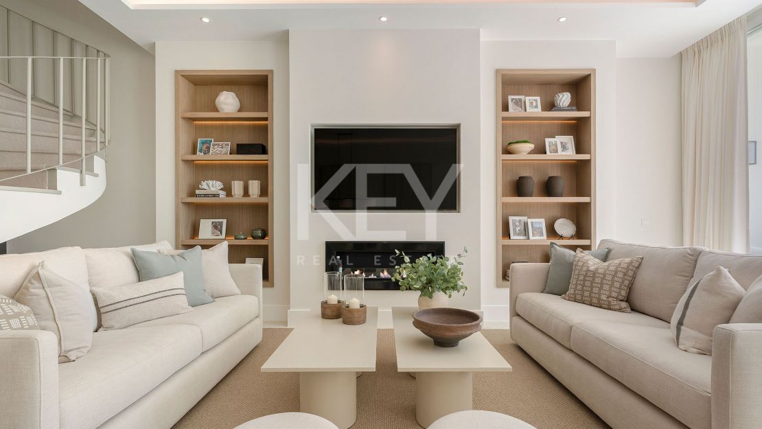 Полностью отреставрированный таунхаус с панорамными видами в Ла Кинта