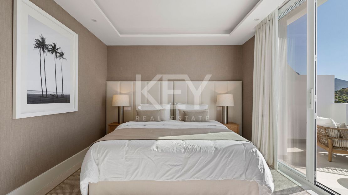 Полностью отреставрированный таунхаус с панорамными видами в Ла Кинта