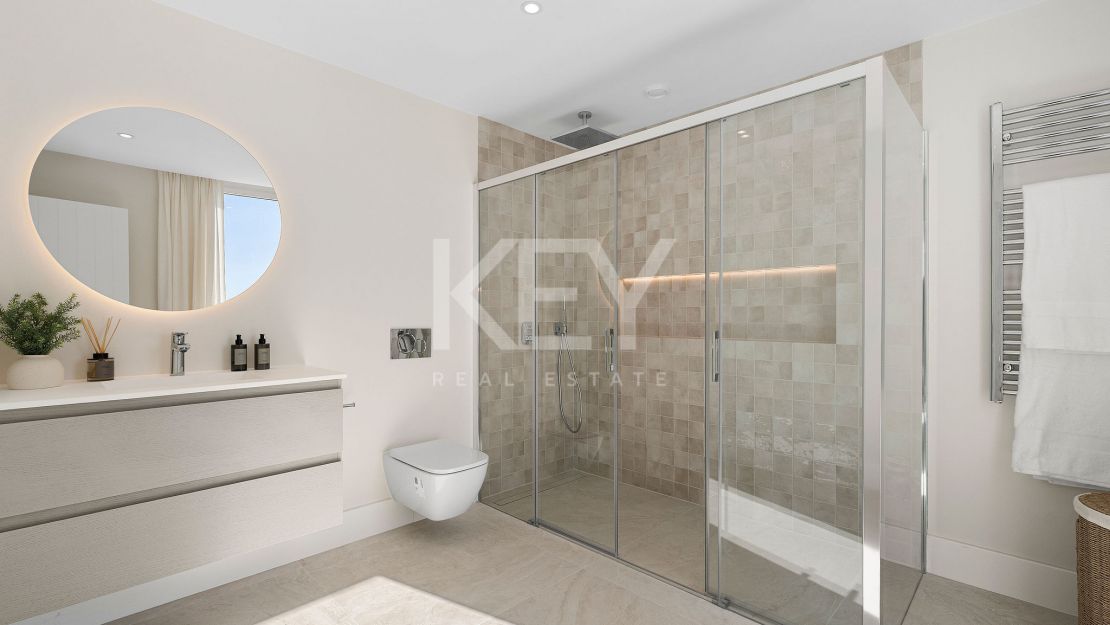 Полностью отреставрированный таунхаус с панорамными видами в Ла Кинта