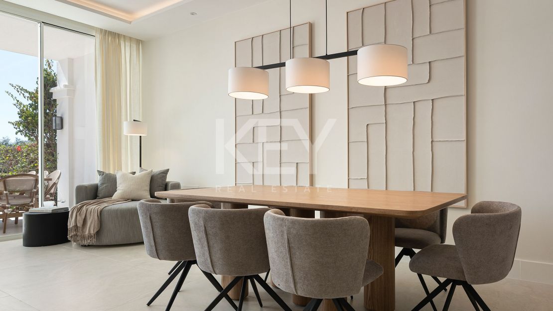 Полностью отреставрированный таунхаус с панорамными видами в Ла Кинта