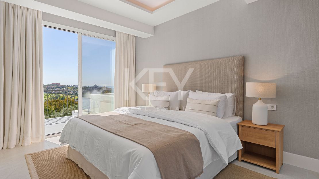 Полностью отреставрированный таунхаус с панорамными видами в Ла Кинта