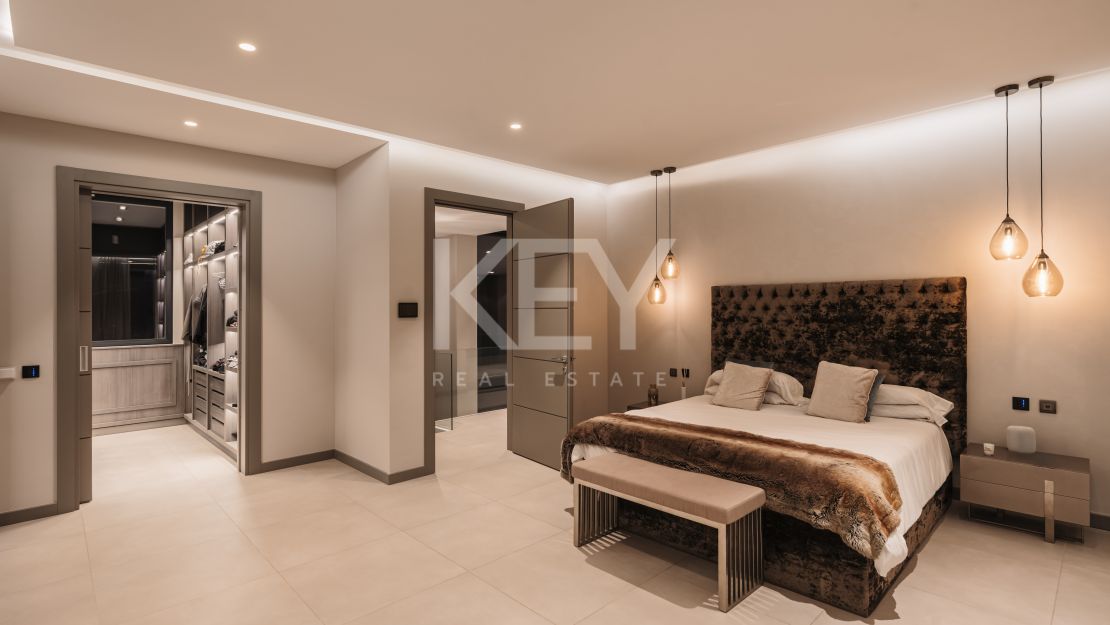 Elegante villa con vistas panorámicas en El Madroñal, Benahavís