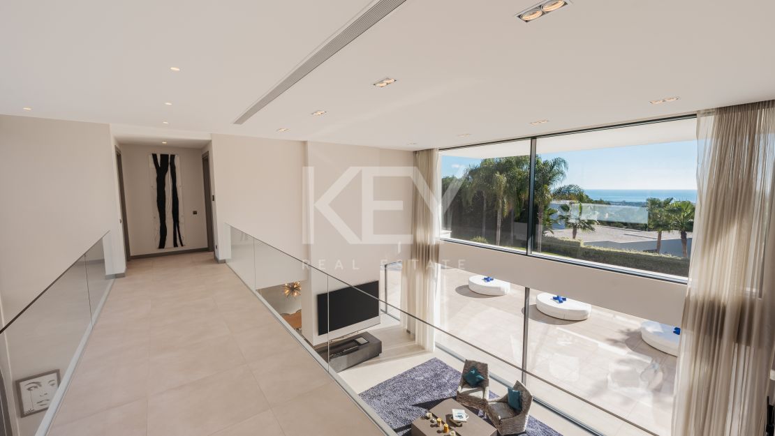 Elegante villa con vistas panorámicas en El Madroñal, Benahavís