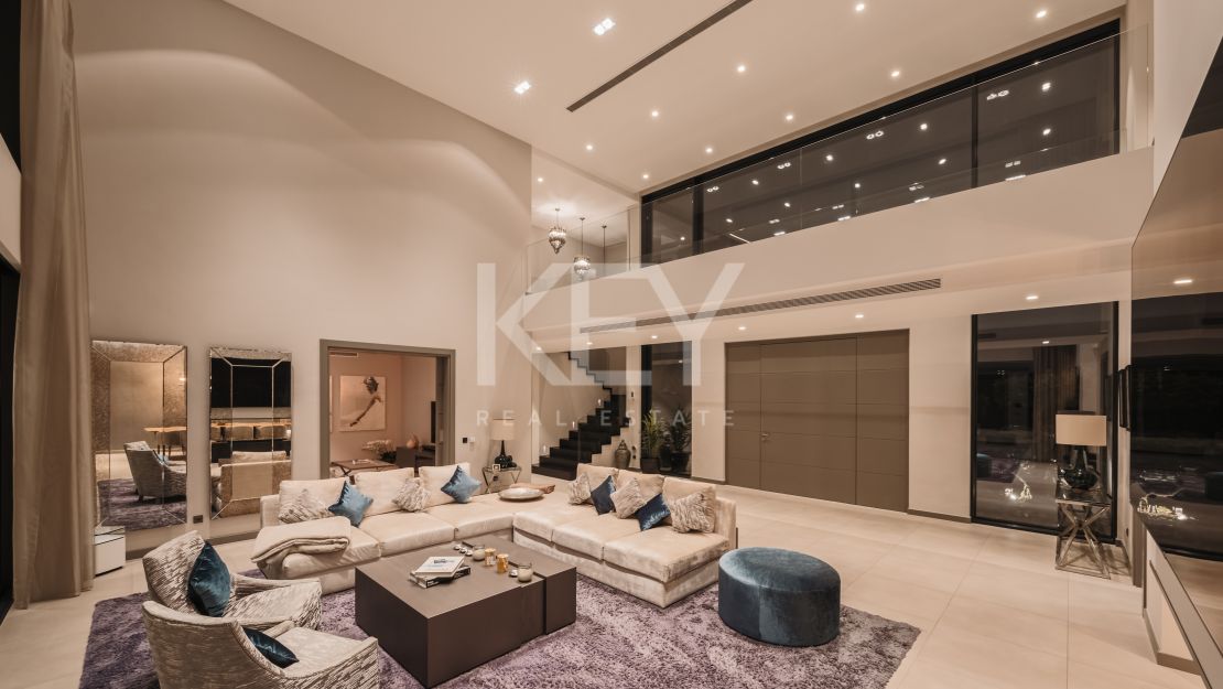 Elegante villa con vistas panorámicas en El Madroñal, Benahavís