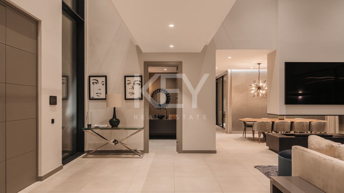 Elegante villa con vistas panorámicas en El Madroñal, Benahavís