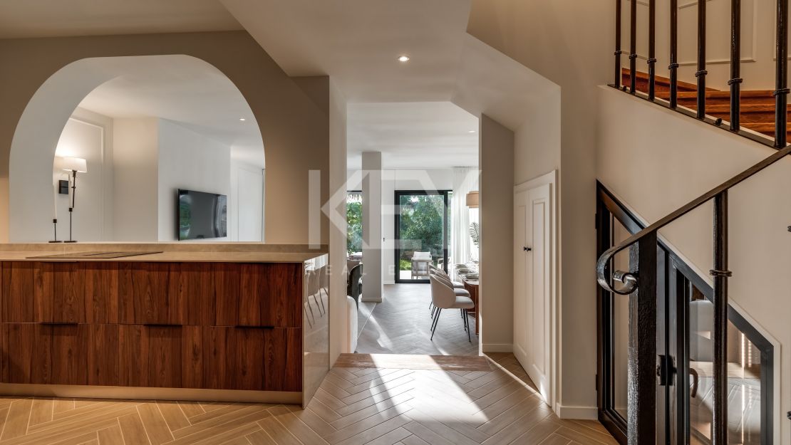 Beautifully renovated townhouse in Nueva Andalucía
