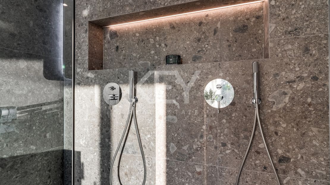 Beautifully renovated townhouse in Nueva Andalucía