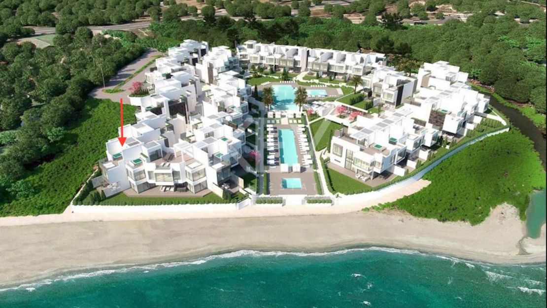 Casa adosada moderna en primera línea de playa en The Islands, Estepona