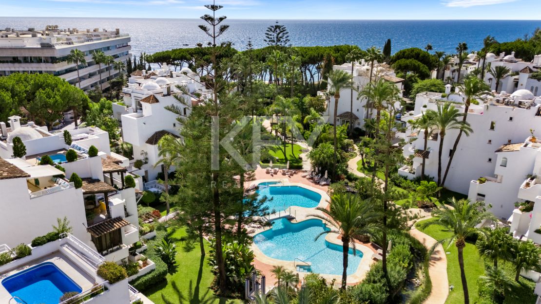 Элегантная квартира с 2 спальнями и видом на море в Alhambra del Mar – Золотая Миля, Марбелья
