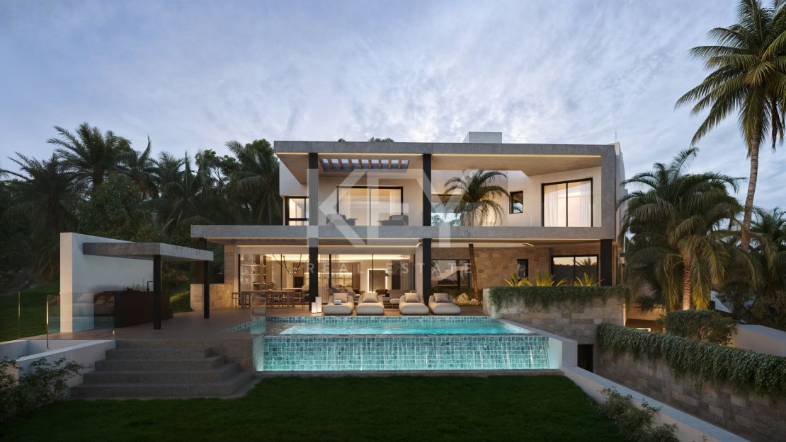 Современная вилла с панорамным видом на море на Золотой Миле Марбельи