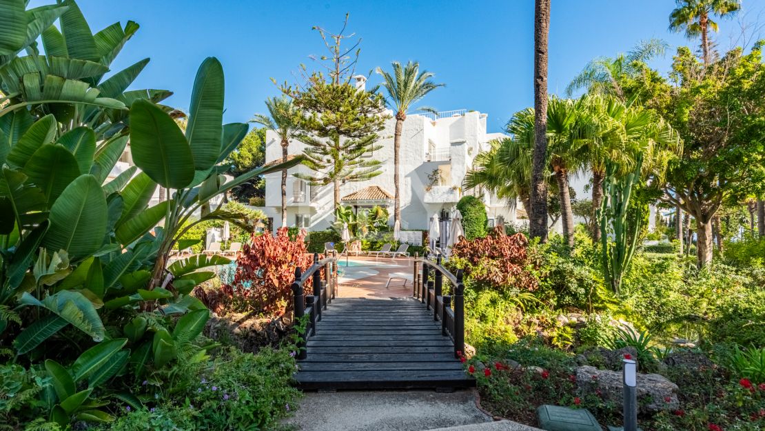 Unique apartment just 150 m away from the beach Alhambra del Mar, Golden Mile, Marbella