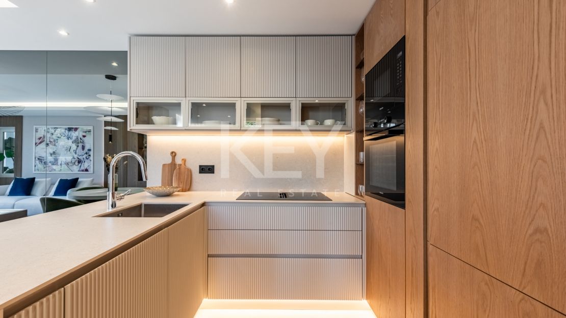 Unique apartment just 150 m away from the beach Alhambra del Mar, Golden Mile, Marbella