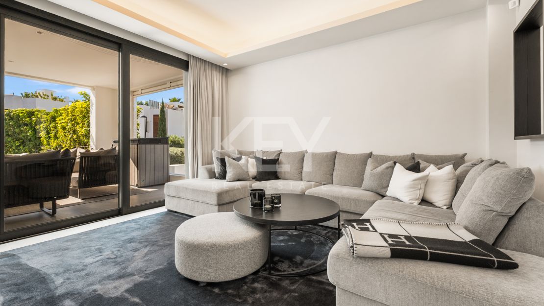 Modern High-End Villa in a Premier Gated Community