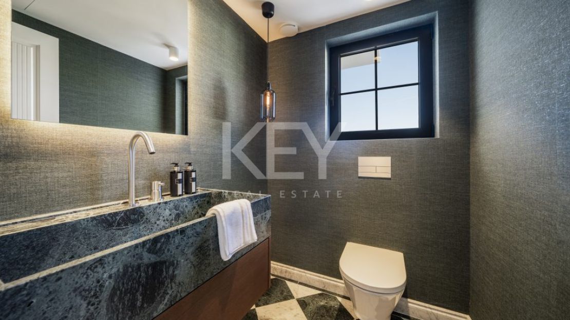 Excepcional villa cerca del campo de golf en Nueva Andalucía, Marbella