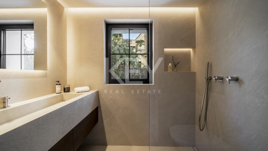 Excepcional villa cerca del campo de golf en Nueva Andalucía, Marbella