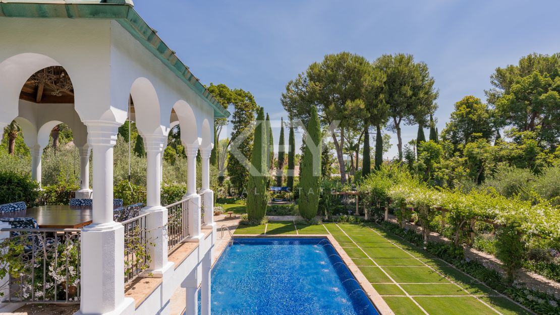 Amazing Villa for rent, in Golden Mile, Marbella, just 100 metres from the beach